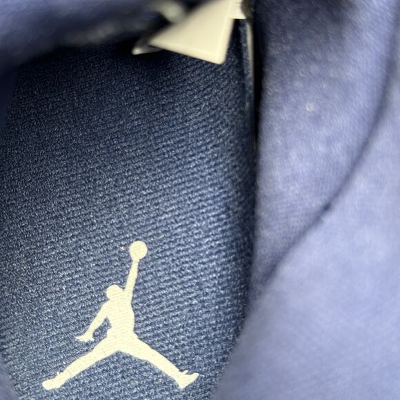 Size 7.5 - Wmns Air Jordan 11 Retro Midnight Navy Velvet Women's ShoesShips Now - Picture 9 of 12